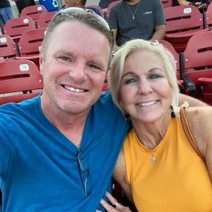 Meet your Posher, Bobby